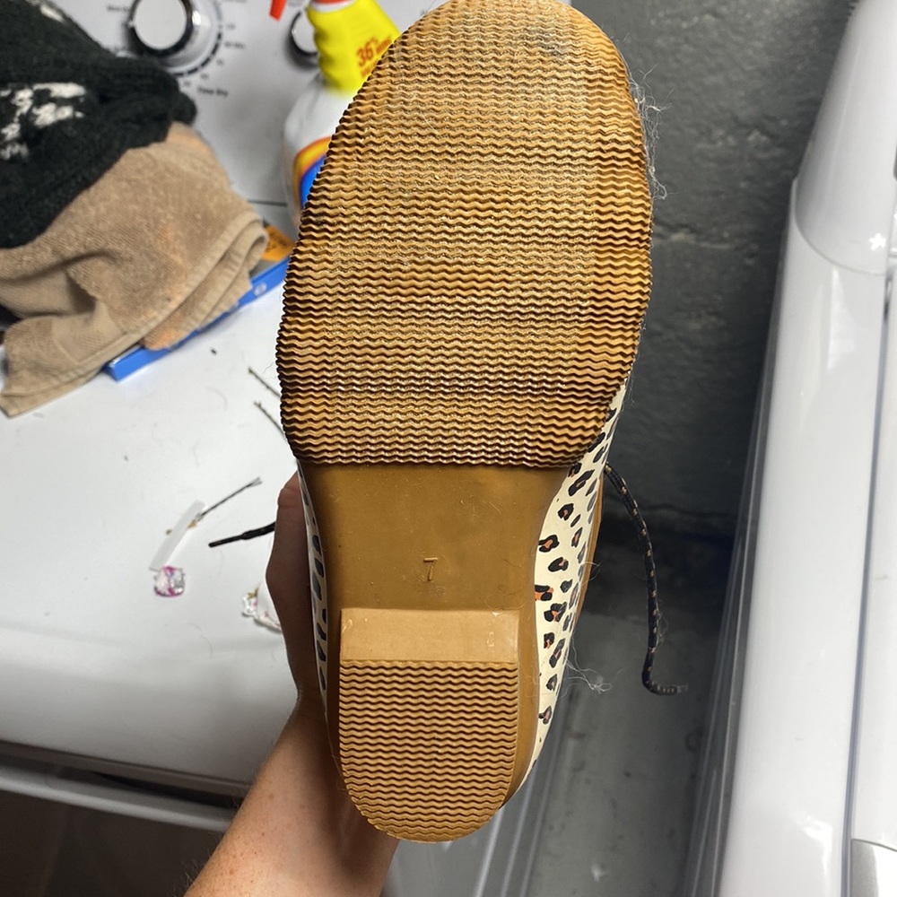 Sketchers Duck Boot - image 2